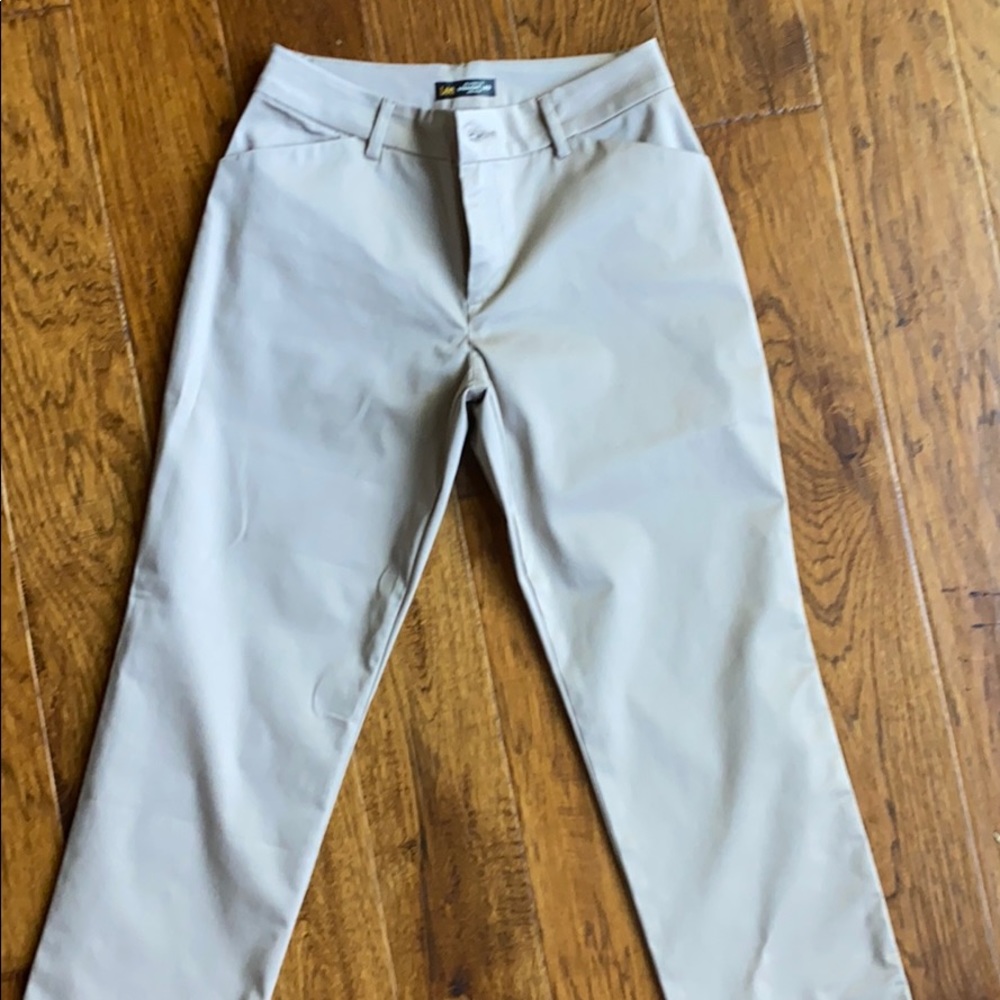 Lee Relaxed Fit Straight Leg Mid Rise - Tan